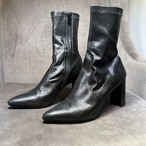 Simmi London Faux Croc Pattern Stretch Booties